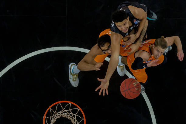 大战不仅在 大战不仅在